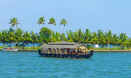 alleppey houseboat